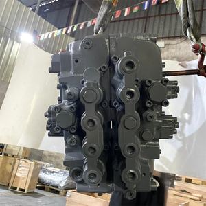 Vanne de commande ZX200 ZX200LC ZX210 ZX210LC ZX225US ZX240 pour pièces détachées d'excavatrice HITACHI 4398652 4448461 Ensemble de vanne de commande - Product Image 2