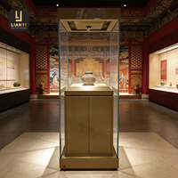 Vitrine de musée ultra-claire à LED, sur mesure, en verre faible en fer, design minimaliste sans cadre, vue ininterrompue, écologique, robuste