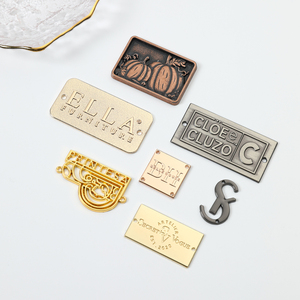 Étiquettes métalliques en gros <span class=keywords><strong>pour</strong></span> <span class=keywords><strong>bagages</strong></span> et sacs de voyage, personnalisation du logo, livraison rapide vers les destinations mondiales - Product Image 5