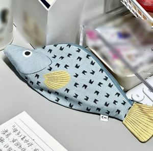 Estuche para Lápices con Cierre de Cremallera de Poliéster con Diseño de Pez Pequeño - Almacenamiento de Papelería Original para Escuelas y Oficinas - Product Image 2