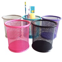 Porte-stylo en métal de style coréen créatif, organisateur de bureau en fer coloré pour étudiants avec calendrier, fournitures de bureau et papeterie