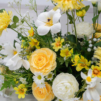 Susunan Bunga Artifisial Kuning Putih, Bunga Daisy Sutra dan Ranunculus, Dekorasi Meja untuk Pernikahan dan Pesta