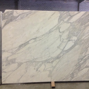 Dalle de marbre Calacatta Gold en pierre naturelle en gros pour projet de comptoir de bar - Product Image 3