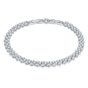 Collier et bracelet à breloques géométriques en moissanite faits à la main, collection All Fashions Clover, vente en gros, pour les fêtes - Product Image 6