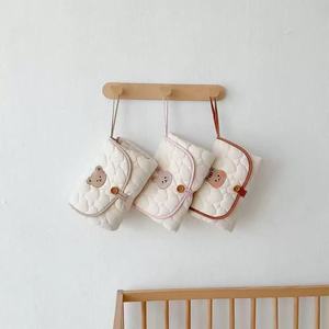 Nouveau-né bébé matelassé étanche <span class=keywords><strong>Compact</strong></span> Portable couches coussinets <span class=keywords><strong>à</strong></span> <span class=keywords><strong>langer</strong></span> sacs pliable incontinence Nappy changeur tapis Underpads - Product Image 5