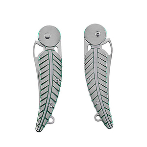 Coltello da Autodifesa Pieghevole Senza Blocco per Esterni con Lama Affilata ad Alta Durezza, Design Creativo <span class=keywords><strong>a</strong></span> Piuma - Product Image 4