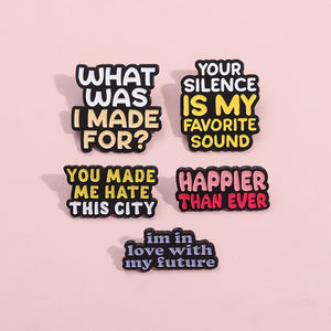 Kreative Phrase glücklicher als je zuvor Emaille Pins Ich bin in meine Zukunft Broschen Kleidung Zubehör Großhandel Revers Abzeichen verliebt - Product Image 3