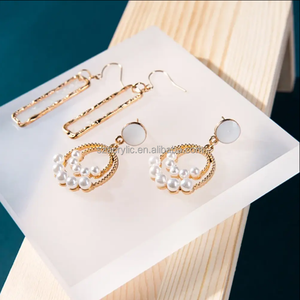 Nhà máy tùy chỉnh Frost <span class=keywords><strong>Acrylic</strong></span> Logo hiển thị đứng <span class=keywords><strong>Acrylic</strong></span> Đăng khối hiển thị - Product Image 4