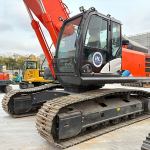 Excavatrice Hitachi ZX350 35T d'occasion, peu d'heures de fonctionnement, peinture d'origine, pompe hydraulique, godet 2,6 m, puissance 200-210 kW, modèle 2025, pour travaux routiers - Product Image 3