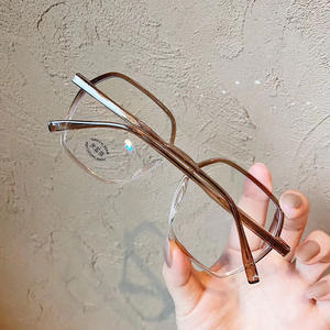 Lunettes anti-lumière bleue Qianai, monture rectangulaire en TR90, monture intégrale, unisexe, verres en acrylique pour la prévention de la myopie - Product Image 4