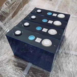 Chất lượng hàng đầu catl calb LFP 3.2V 50Ah 100Ah 105ah 125ah 150AH 200AH cho 12V 24V 48V 100AH 200AH Lithium LiFePO4 pin năng lượng mặt trời di động - Product Image 4