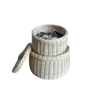 Китайская народная плетеная Красивая полосатая коробка для хранения индонезийская белая корзина из ротанга с крышкой