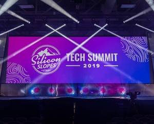 YAKE 1080P HD LED <span class=keywords><strong>Video</strong></span> <span class=keywords><strong>Wall</strong></span> Super HD Indoor LED TV schermo per concerto palco P3.91 LED <span class=keywords><strong>Video</strong></span> pannello Display IP65 elevatore - Product Image 5