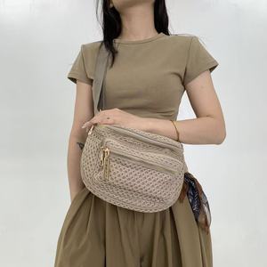 Fashionable Mesh Crossbody Bag Large capacity Retro Simple Single Shoulder bags Handbag for women Messenger Bag Women's Tote Bag - Product Image 4