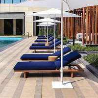 Chaise longue d'extérieur en teck massif avec dossier réglable, coussin en éponge haute densité 45D, tissu imperméable, lit de soleil pour villa