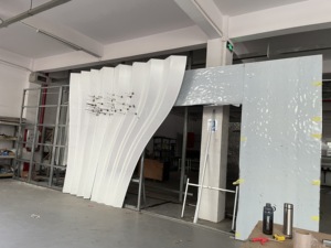 Conception de vitrine et de comptoir pour bijouterie de luxe avec rendu 3D, idée de design d'intérieur pour boutique de montres et de bijoux - Product Image 1