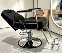 Fauteuil de coiffure intelligent et réglable moderne avec accoudoirs en acier inoxydable SS304 et base hydraulique en métal pour salon, studio et barbier