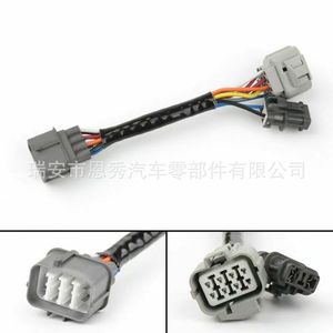 OBD1 ถึง OBD2 8 พินอะแดปเตอร์สำหรับฮอนด้า อคูร่า C154 A002 เครื่องมือวินิจฉัย 12V สีดำ - Product Image 3
