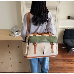 Sac de sport unisexe grande capacité avec séparation sec/humide, en tissu Oxford, fermeture éclair, portable, style mode, motif lettre - Product Image 3
