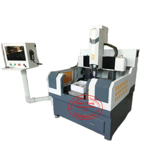 Mini machine de fraisage CNC pour bois et métal 6060 6090 pour aluminium cuivre Mini fraiseuse CNC