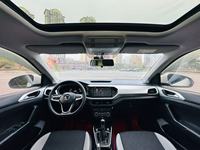 Премиальный подержанный VW Tacqua 2021 года, 1.5L, АКПП, городской внедорожник, готов к экспорту