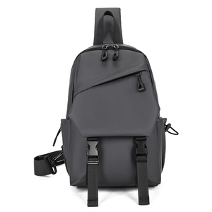 Sac de Poitrine Bandoulière Sport Décontracté en Cuir PU Imperméable avec Fermeture Éclair, Design Personnalisable et Portable pour l'Été - Product Image 2