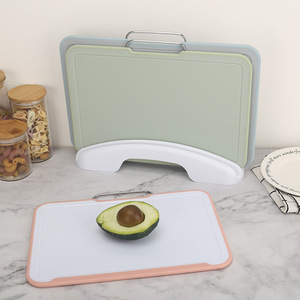 Ensemble de 4 planches à découper de cuisine en plastique, colorées et codées, avec support de rangement en acier inoxydable et poignée métallique – Vente en gros - Product Image 5