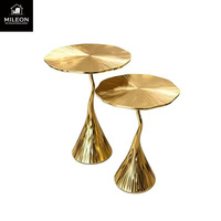 Ensemble de tables d'appoint modernes en forme de feuille d'or, tables d'appoint en métal poli, table d'appoint créative pour la décoration de la maison et des hôtels