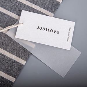 Sang trọng tái chế giấy may nhãn dập nổi tùy chỉnh treo thẻ đặc biệt tông quần áo hangtags cho quần áo logo riêng - Product Image 3