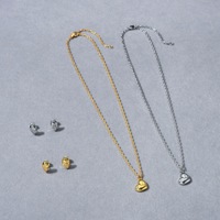 Ensemble de boucles d'oreilles et collier en forme de cœur 3D, bijoux en cuivre plaqué or pour femmes, collection d'accessoires de mode en gros