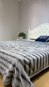 Couverture lisse de <span class=keywords><strong>lapin</strong></span> en fausse fourrure super douce Couvertures de vison à bon prix - Product Image 6