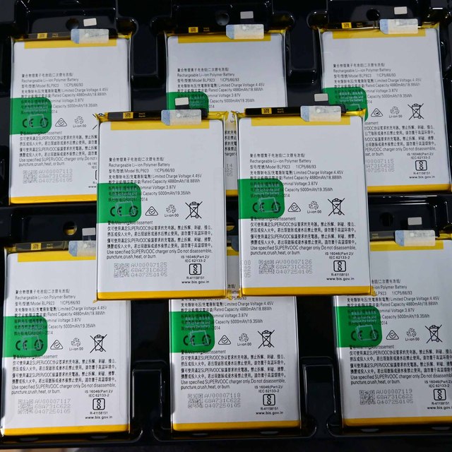 Rechargeable Li-polymer Battery BLP923 for OPPO A57 2022 4G A77 5G A77S A78 Mobile Phone Batteries 4880mAh-5000m