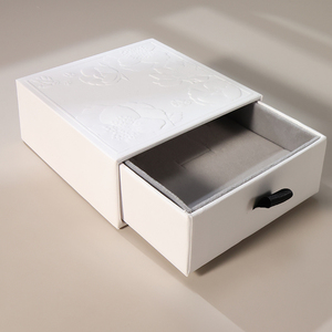 Luxury <b>White</b> 3D Stereo Embossed Pattern Drawer Jewelry <b>Box</b> Elegant Pull-out Jewelry Storage Case <b>Gift</b> <b>Box</b> - Product Image 3