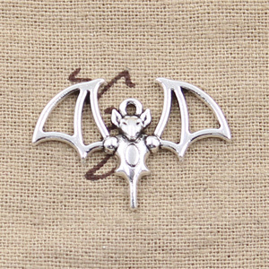 Charms pipistrello succhiasangue 22x32mm ciondoli Color argento tibetano gioielli antichi fai da te fatti a mano - Product Image 4