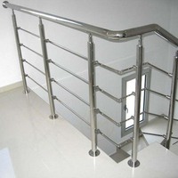 Escalier en métal moderne pour balcon d'hôpital, terrasse, garde-corps de piscine, balustrades, main courante en acier inoxydable, escalier en verre et aluminium