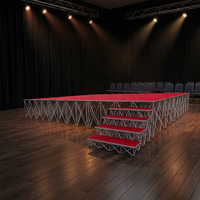 Scène portable en aluminium avec tapis rouge et escalier – Offre spéciale Smart Stage