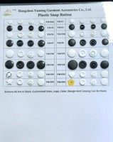 Bouton-pression en plastique PP personnalisé noir et blanc de haute qualité, durable et coloré, en 4 parties, pour vêtements