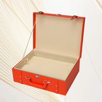 Boîte cadeau de mahjong en bois et cuir de luxe moderne avec poignée et design carré pour la vente en gros