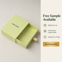 Boîte cadeau de luxe en carton rigide pour bijoux et montres avec couvercle amovible, finition brillante ou mate et gaufrage