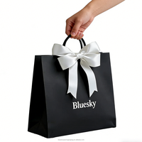 Sac en papier personnalisé d'usine, sac de luxe pour marque, logo personnalisé, sac de boutique de chaussures, emballage noir, sac cadeau en papier pour vêtements