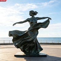 Sculpture YOUFINE grandeur nature en bronze antique de ballerine, statue métallique de danseuse érigeant sa jupe tutu, pour la décoration de la plage, de la place publique ou du parc
