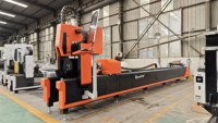 Machine de découpe laser à fibre 1500W à trois mandrins avec chargeur complet, prix compétitif direct usine