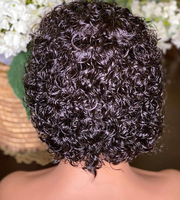 Perruque Courte Bouclée Pixie 13x4 Sans Colle Prête à Porter en Cheveux Humains – Prix de Gros – Cheveux Humains Brésiliens pour Femmes aux Cheveux Courts