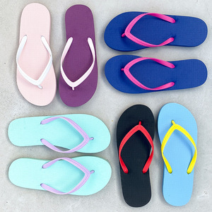 Tongs d'été simples et étincelantes en PVC pour femmes, antidérapantes, pour l'extérieur, la salle de bain, la mode populaire, imperméables, toutes saisons, pour le voyage - Product Image 5