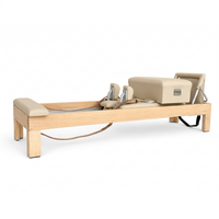 Machine de Pilates Reformer en bois d'érable classique, très populaire pour la gym, le yoga et le fitness
