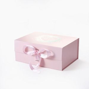Caja de Regalo Personalizada con Estampado en Relieve Rojo para el Día de la Madre, Cumpleaños, Aniversario, Día de San Valentín, con Cinta - Product Image 3