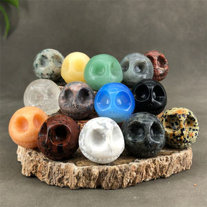 Vente en gros de crânes en cristal naturel sculptés à la main tête de fantôme pour décoration et cadeaux - Product Image 3