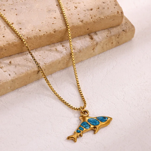 Collar de Acero Inoxidable con Diseño de Tiburón Colorido para Mujer, Cadena de Clavícula con Diseño Único y Creativo, Joyería de Moda Unisex - Product Image 6