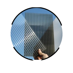 Plaques en polycarbonate résistantes aux UV fabriquées en Égypte - Product Image 1