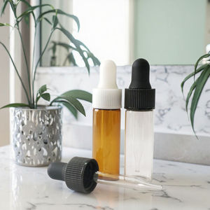 ขวดหยดน้ำมันหอ<span class=keywords><strong>ม</strong></span>ระเหยแบบใสขนาด1<span class=keywords><strong>ม</strong></span>ล. ภาชนะใส่ขอ<span class=keywords><strong>ง</strong></span>เหลวสำหรับเดินทา<span class=keywords><strong>ง</strong></span>ขวดแก้ว - Product Image 4